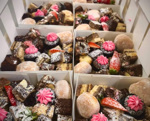 Bakehouse Treat Box